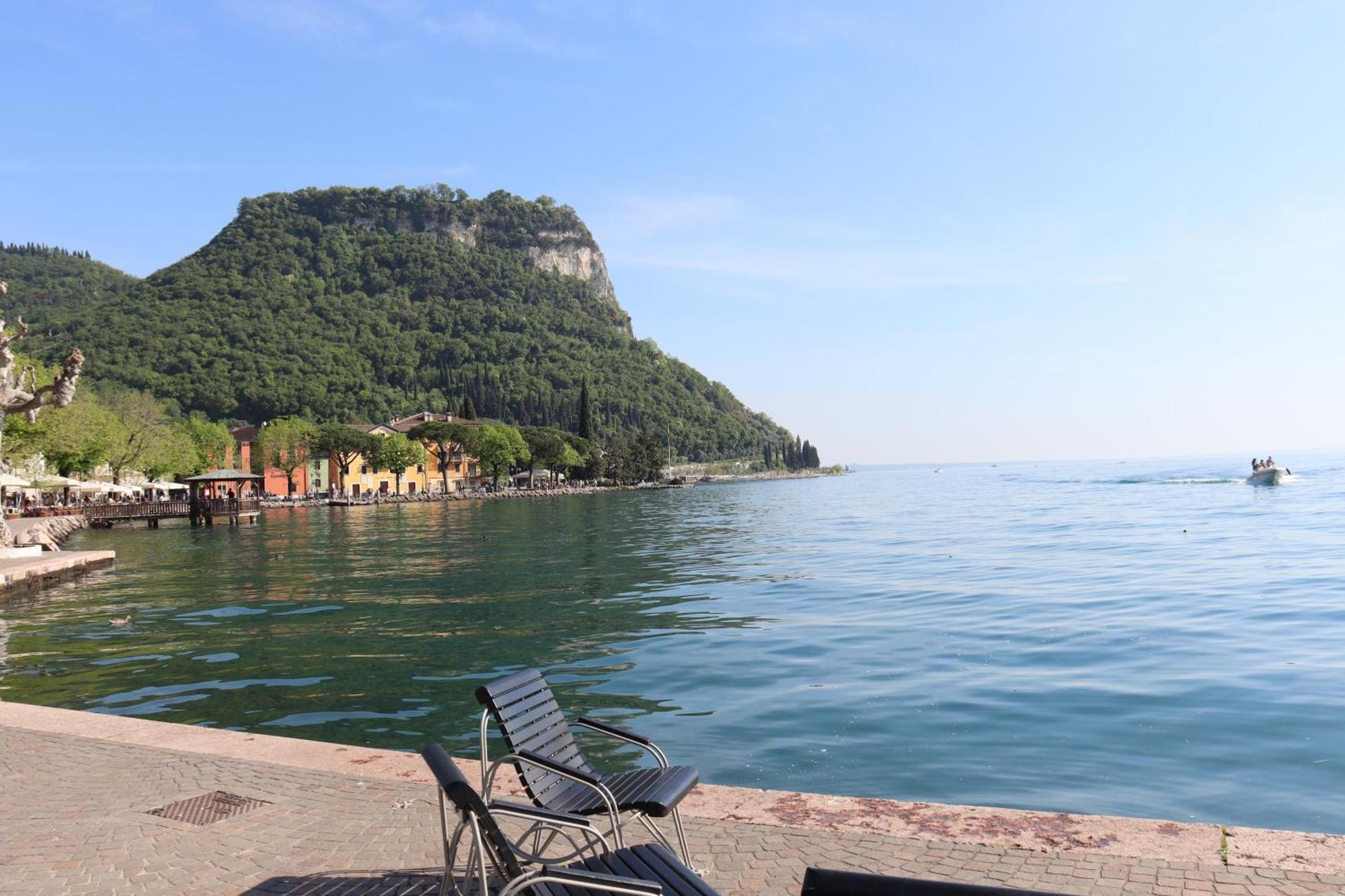 Monika Holiday12 La Fata Del Lago Garda  Eksteriør bilde